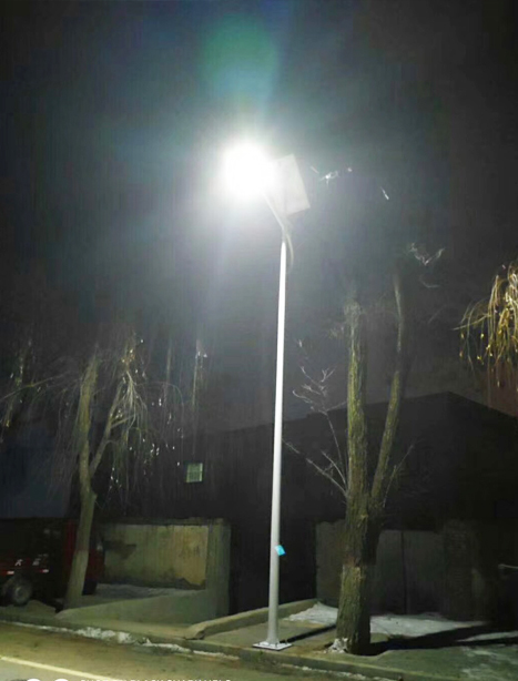 积石山县合作太阳能路灯项目