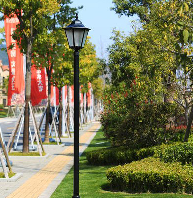 合作庭院灯