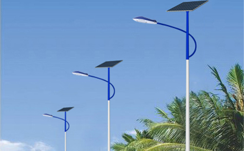 合作太阳能路灯防触电安全指南：如何选择与维护